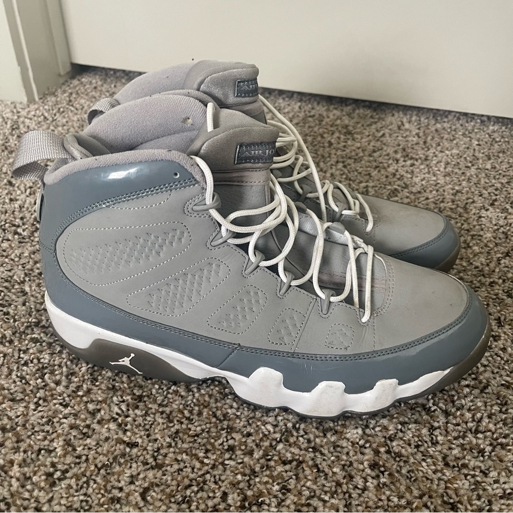 Air Jordan 9 cool grey